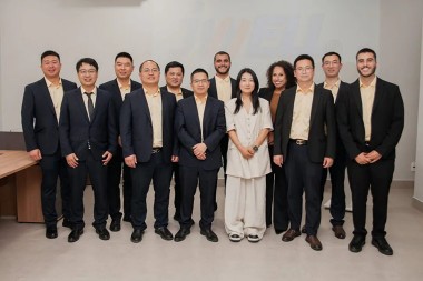 JWELL s'expandeix globalment: "Centre de servei + fàbrica" ​​capacita els clients