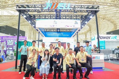Gran Inauguració: JWELL Machinery participa a la Fira de Plàstics i Cautxú de Hanoi, desenvolupant un disseny de fabricació intel·ligent local del Vietnam